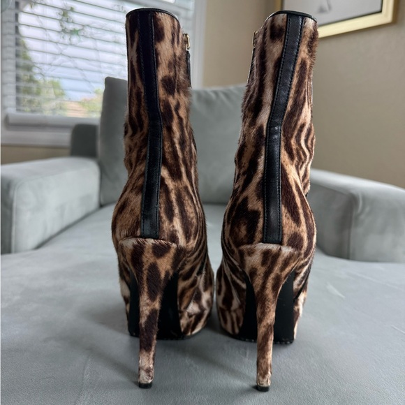 Gucci Leopard Print Ponyhair Heeled Ankle Boots, EU 37.5 - Picture 6 of 14